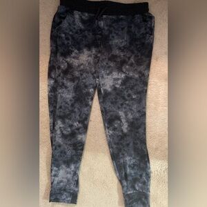 RBX Soft Jogger Pants in Grey Camo pattern -EUC- size L